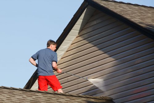 Read more about the article Can You Power Wash Vinyl Siding?