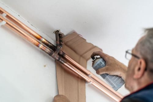 Read more about the article How To Paint Behind Copper Pipes [And Behind The Radiator]