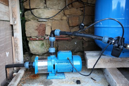 Read more about the article Why Does My Well Pump Run When No Water Is Running?