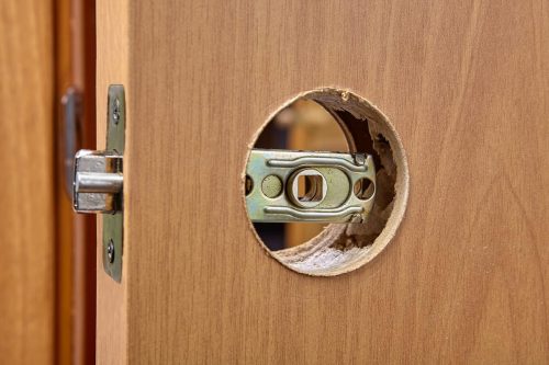 Read more about the article What Is The Standard Preparation Hole Size For A Door Knob?