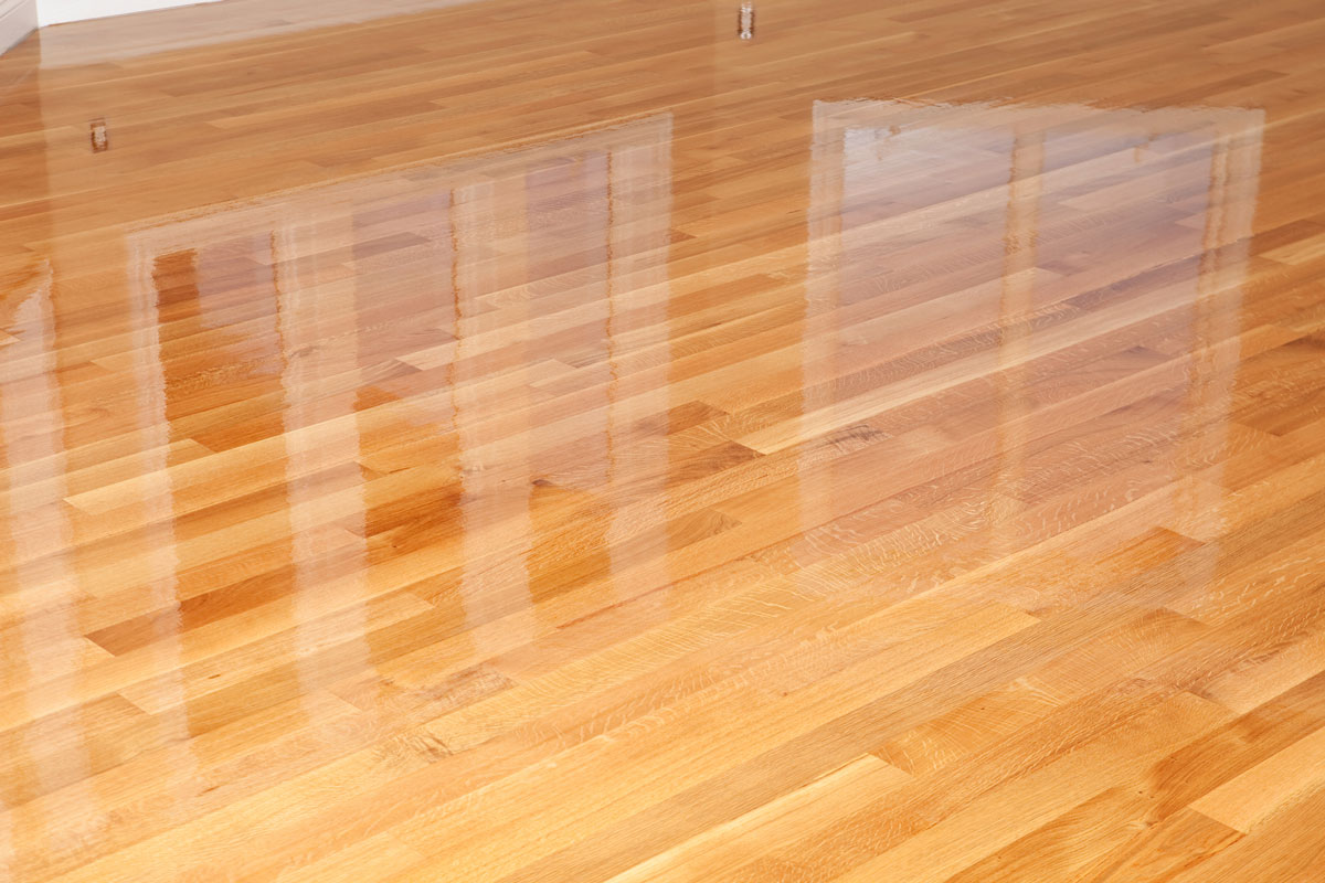 New Wet Polyurethane Coated Oak Hardwood Floor