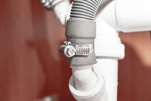 Read more about the article How To Attach Drain Hose To Dishwasher [In 11 Easy Steps!]