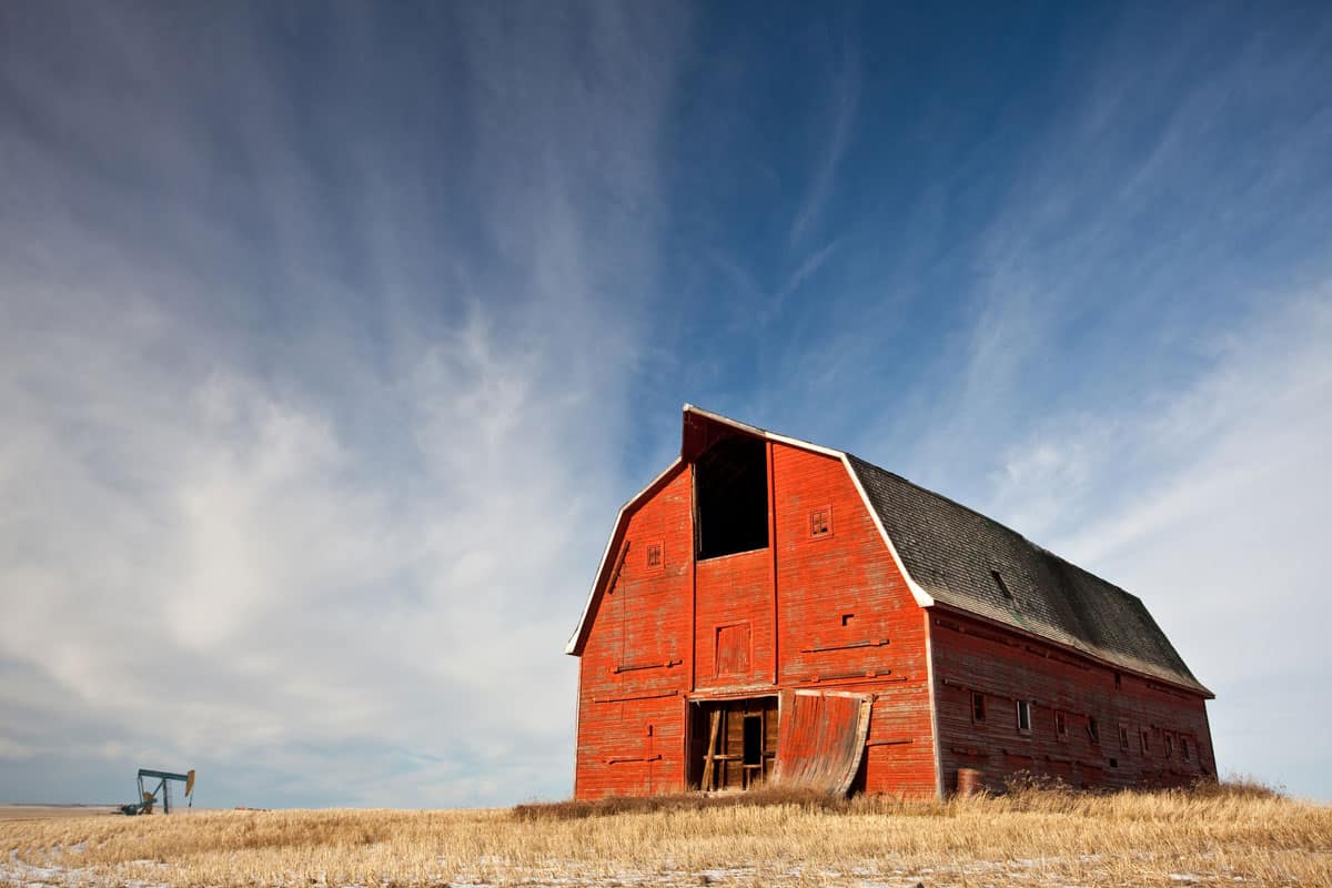 A classic red barn on the plains