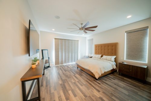 Read more about the article Which Way Should Wood Flooring Run In A Bedroom?