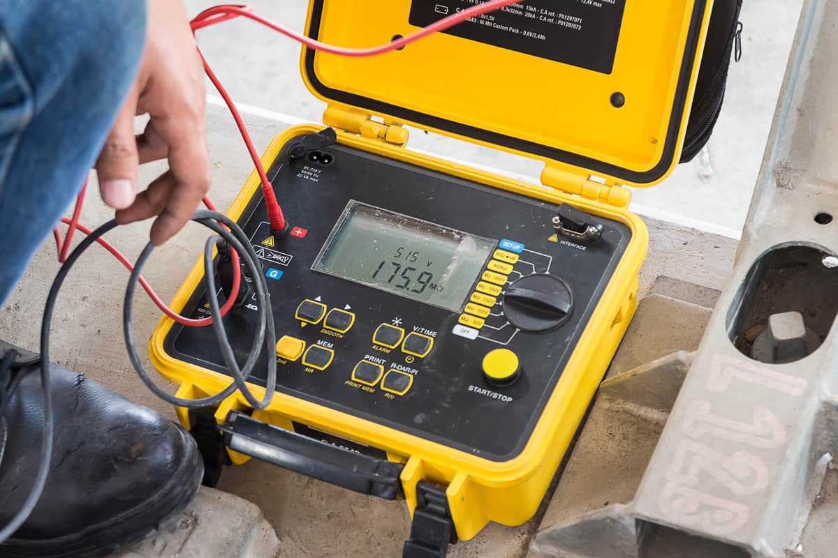Electrical equipment (Insulation tester) for measure insulation resistance between electrical part with grounding or earth for protect short circuit.